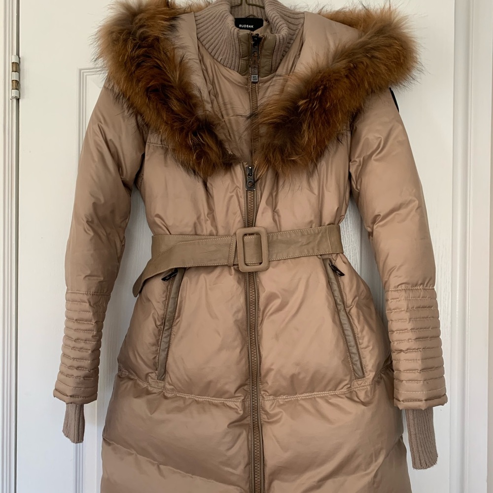 RUDSAK Belted Down Fill Coat in Champagne